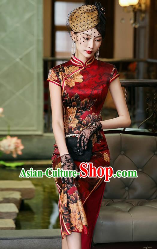 China National Wedding Mother Red Silk Cheongsam Traditional Woman Printing Peony Qipao Dress China National Wedding Mother Red Silk Cheongsam Traditional Woman Printing Peony Qipao Dress