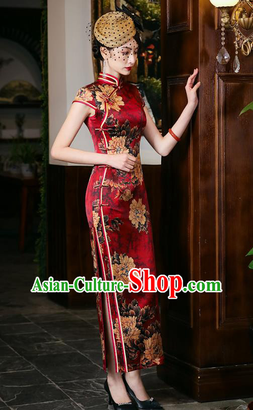 China National Wedding Mother Red Silk Cheongsam Traditional Woman Printing Peony Qipao Dress China National Wedding Mother Red Silk Cheongsam Traditional Woman Printing Peony Qipao Dress