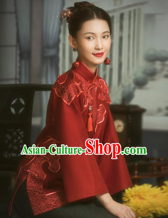 Chinese National Wedding Bride Upper Outer Garment Clothing Tang Suit Embroidered Red Woolen Jacket Chinese National Wedding Bride Upper Outer Garment Clothing Tang Suit Embroidered Red Woolen Jacket