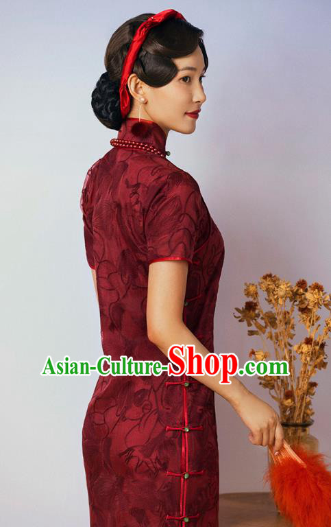 China Classical Upper Outer Garment Cheongsam Traditional Minguo Shanghai Wine Red Silk Qipao Dress China Classical Upper Outer Garment Cheongsam Traditional Minguo Shanghai Wine Red Silk Qipao Dress
