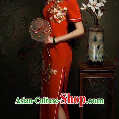 China Classical Cheongsam Traditional Minguo Young Lady Embroidered Mangnolia Red Silk Qipao Dress