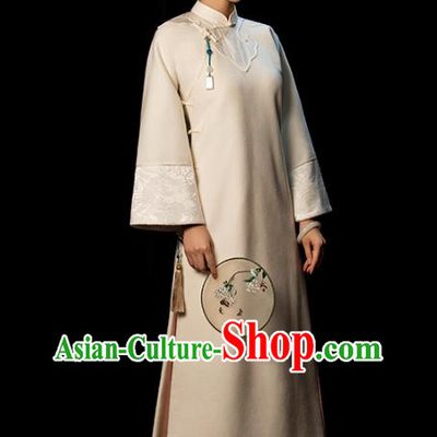 Republic of China Classical White Woolen Cheongsam Traditional Minguo Young Woman Winter Qipao Dress
