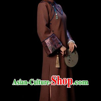 Republic of China Young Woman Cheongsam Traditional Minguo Winter Brown Woolen Qipao Dress