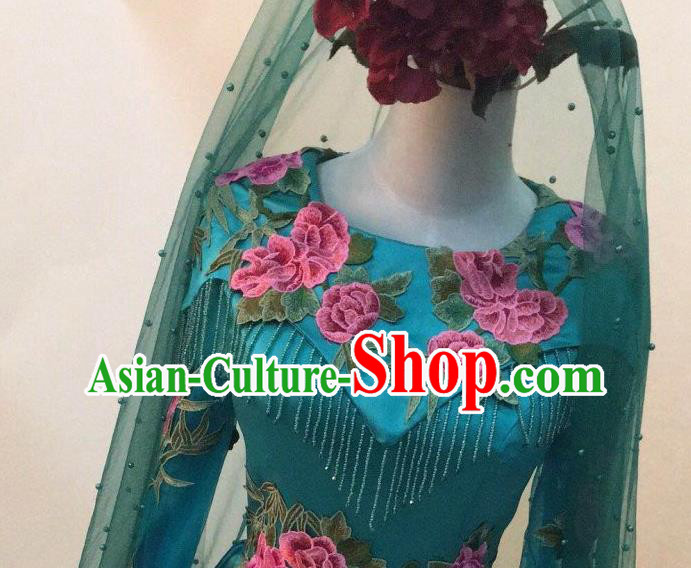 Chinese Classical Embroidered Green Full Dress Traditional Wedding Garment Costumes Hui Ethnic Bride Clothing Chinese Classical Embroidered Green Full Dress Traditional Wedding Garment Costumes Hui Ethnic Bride Clothing