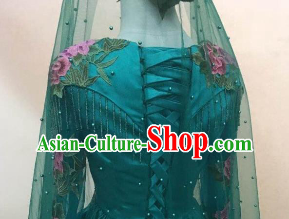 Chinese Classical Embroidered Green Full Dress Traditional Wedding Garment Costumes Hui Ethnic Bride Clothing Chinese Classical Embroidered Green Full Dress Traditional Wedding Garment Costumes Hui Ethnic Bride Clothing