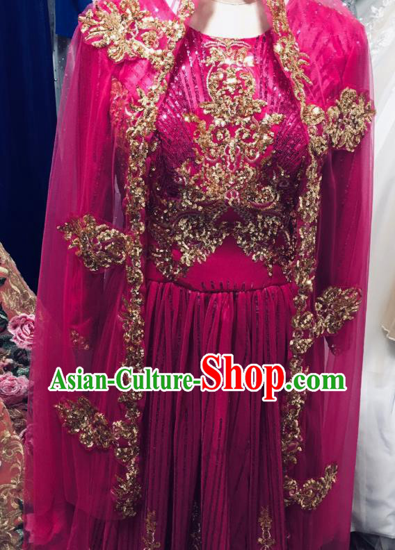 Asian India Bride Rosy Sari Dress Garment Indian Traditional Wedding Lehenga Clothing Asian India Bride Rosy Sari Dress Garment Indian Traditional Wedding Lehenga Clothing