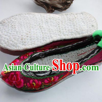 Chinese Traditional Embroidered Shoes Yi Nationality Female Shoes Handmade Yunnan Ethnic Purple Cloth Shoes