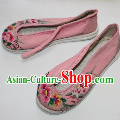Chinese Traditional Pink Embroidered Shoes Handmade Strong Cloth Soles Shoes Folk Dance Shoes