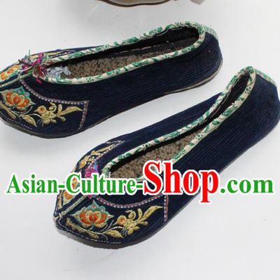 Chinese Traditional Navy Corduroy Embroidered Shoes Yi Nationality Dance Shoes Handmade Yunnan Ethnic Cloth Shoes