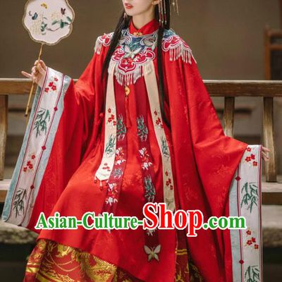 China Ancient Noble Lady Red Hanfu Dress Traditional Wedding Garments Ming Dynasty Royal Princess Embroidered Historical Clothing