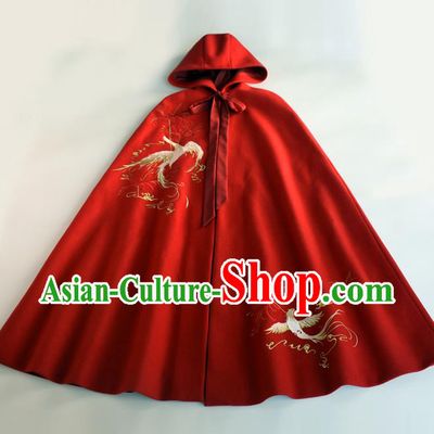 China Ming Dynasty Noble Lady Historical Clothing Traditional Hanfu Cape Garment Ancient Young Woman Embroidered Cloak Apparel