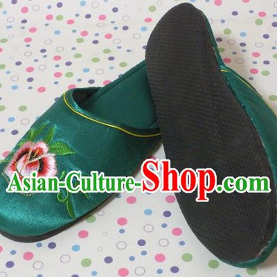 Chinese Wedding Shoes Handmade Green Satin Shoes Embroidery Peony Slippers