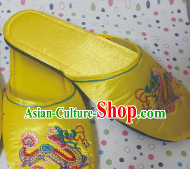Chinese Handmade Yellow Satin Shoes Embroidery Dragon Slippers Wedding Shoes Chinese Handmade Yellow Satin Shoes Embroidery Dragon Slippers Wedding Shoes