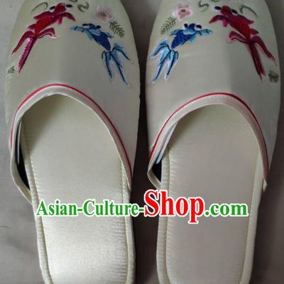 Chinese Wedding Bride Shoes Handmade White Satin Shoes Embroidery Goldfish Slippers