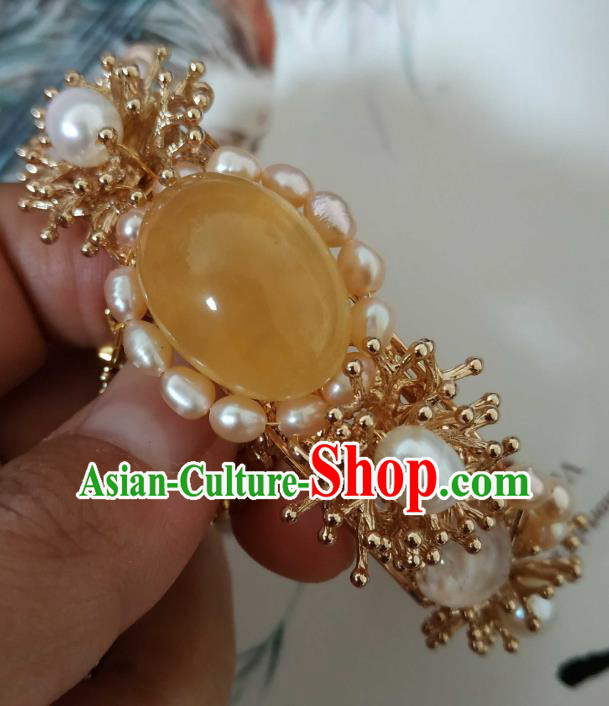 Handmade Chinese Tang Dynasty Golden Bangle Accessories Traditional Ancient Princess Pearls Tassel Bracelet Handmade Chinese Tang Dynasty Golden Bangle Accessories Traditional Ancient Princess Pearls Tassel Bracelet