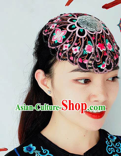 China Yunnan Minority Woman Embroidered Hair Clasp Ethnic Dance Headwear Handmade Silver Headband China Yunnan Minority Woman Embroidered Hair Clasp Ethnic Dance Headwear Handmade Silver Headband