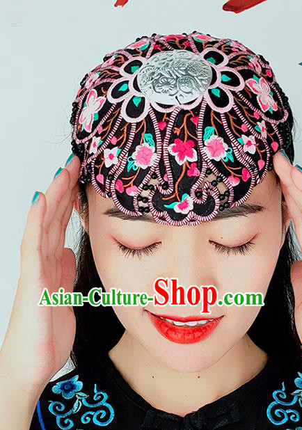 China Yunnan Minority Woman Embroidered Hair Clasp Ethnic Dance Headwear Handmade Silver Headband China Yunnan Minority Woman Embroidered Hair Clasp Ethnic Dance Headwear Handmade Silver Headband
