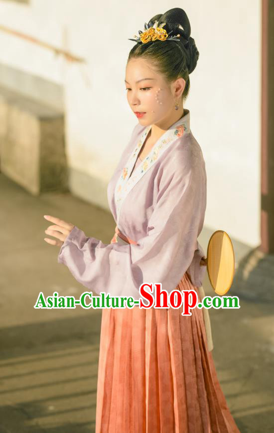China Traditional Song Dynasty Historical Clothing Ancient Noble Mistress Hanfu Dress Garment Costumes China Traditional Song Dynasty Historical Clothing Ancient Noble Mistress Hanfu Dress Garment Costumes