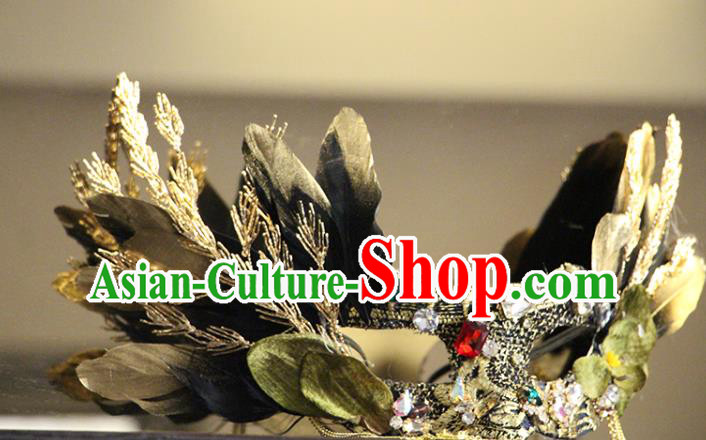 Handmade Gothic Feather Headpiece Brazil Carnival Mask Halloween Cosplay Face Mask Costume Party Blinder Handmade Gothic Feather Headpiece Brazil Carnival Mask Halloween Cosplay Face Mask Costume Party Blinder