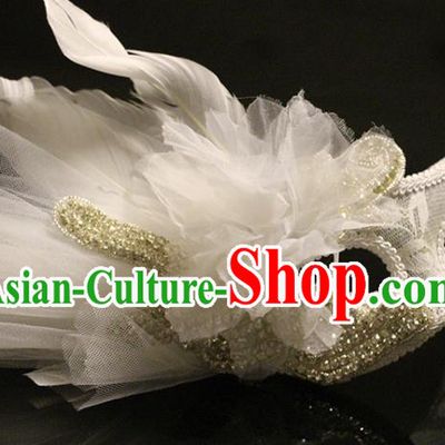 Handmade Costume Party Gothic Princess Headpiece Brazil Carnival White Lace Mask Halloween Cosplay Feather Face Mask