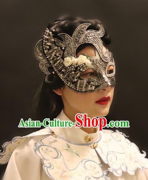 Handmade Brazil Carnival Argent Mask Halloween Cosplay Face Mask Costume Party Blinder Baroque Headpiece Handmade Brazil Carnival Argent Mask Halloween Cosplay Face Mask Costume Party Blinder Baroque Headpiece