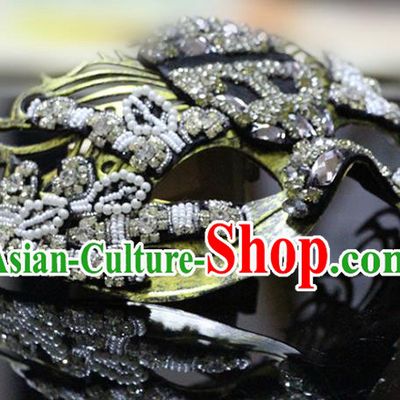 Handmade Brazil Carnival Metal Mask Halloween Cosplay Face Mask Costume Party Crystal Beads Blinder Baroque Princess Headpiece