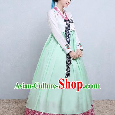 Korean Traditional Bride Fashion Garments Wedding Clothing Classical Dance White Blouse and Green Dress Korea Court Tangyi Hanbok