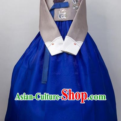 Korean Traditional Wedding Mother Clothing Korea Celebration Fashion Costumes Elderly Woman Classical Hanbok Grey Blouse and Royalblue Dress