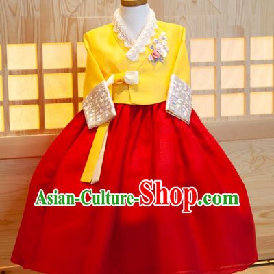 Korea Traditional Garment Costumes Girl Princess Hanbok Clothing Korean Children Festival Fashion Yellow Shirt and Red Dress