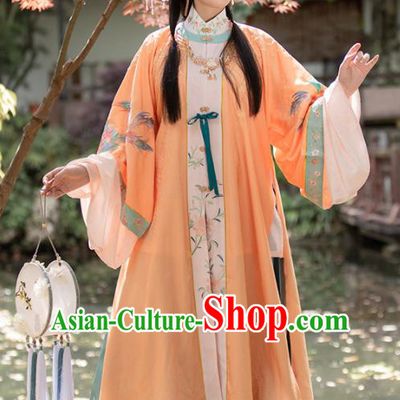 China Ming Dynasty Nobility Lady Historical Clothing Ancient Royal Princess Hanfu Dress Garments for Women