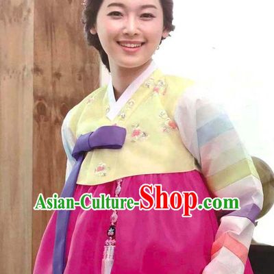 Korean Wedding Garments Bride Fashion Clothing Classical Embroidered Yellow Blouse and Rosy Dress Traditional Court Hanbok Costume