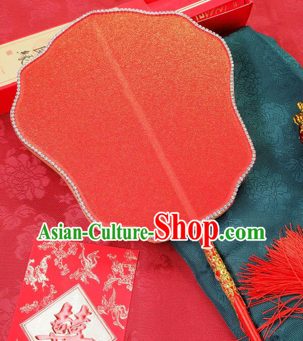 China Handmade Red Silk Fan Traditional Wedding Fan Bride Palace Fan Classical Dance Fan China Handmade Red Silk Fan Traditional Wedding Fan Bride Palace Fan Classical Dance Fan