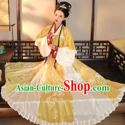 China Ancient Young Beauty Embroidered Yellow Hanfu Dress Garments Traditional Costumes Jin Dynasty Court Princess Historical Clothing