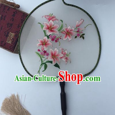China Handmade Peach Shape Palace Fan Traditional Cheongsam Dance Fan Classical Double Side Silk Fans Suzhou Embroidery Lily Flowers Fan