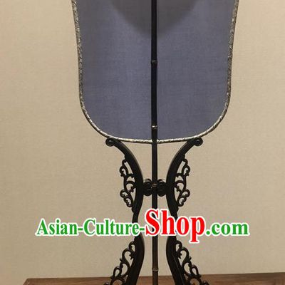 China Vintage Palace Fan Handmade Court Fan Ancient Hanfu Princess Fans Traditional Ming Dynasty Navy Silk Fan