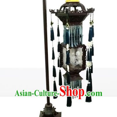 China Temple Hanging Lantern Classical Wood Carving Lanterns Handmade Palace Lantern Traditional Dragon Heads Light Lamp