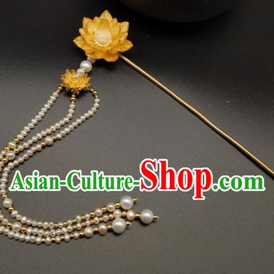 Chinese Classical Gilding Lotus Hair Stick Handmade Ming Dynasty Headpiece Traditional Wedding Hair Accessories Ancient Empress Pearls Tassel Hairpin