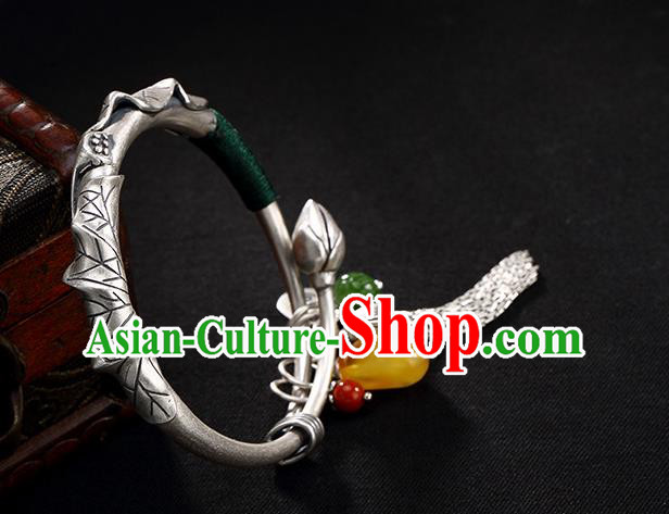 Chinese Cheongsam Wristlet Accessories Handmade Carving Lotus Bracelet Classical Silver Bangle Jewelry Chinese Cheongsam Wristlet Accessories Handmade Carving Lotus Bracelet Classical Silver Bangle Jewelry