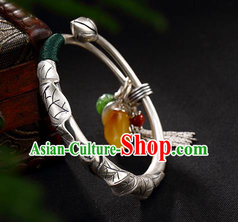 Chinese Cheongsam Wristlet Accessories Handmade Carving Lotus Bracelet Classical Silver Bangle Jewelry Chinese Cheongsam Wristlet Accessories Handmade Carving Lotus Bracelet Classical Silver Bangle Jewelry