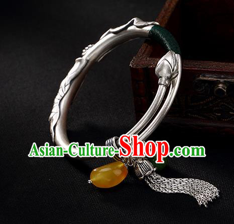 Chinese Cheongsam Wristlet Accessories Handmade Carving Lotus Bracelet Classical Silver Bangle Jewelry Chinese Cheongsam Wristlet Accessories Handmade Carving Lotus Bracelet Classical Silver Bangle Jewelry