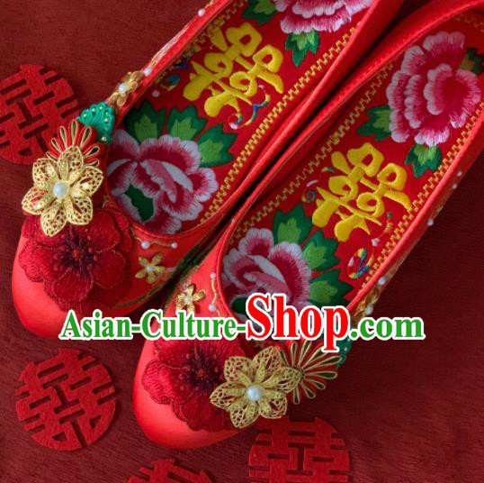 China Xiuhe Suit Shoes Wedding Shoes Embroidered Red Shoes Handmade Bride Shoes China Xiuhe Suit Shoes Wedding Shoes Embroidered Red Shoes Handmade Bride Shoes