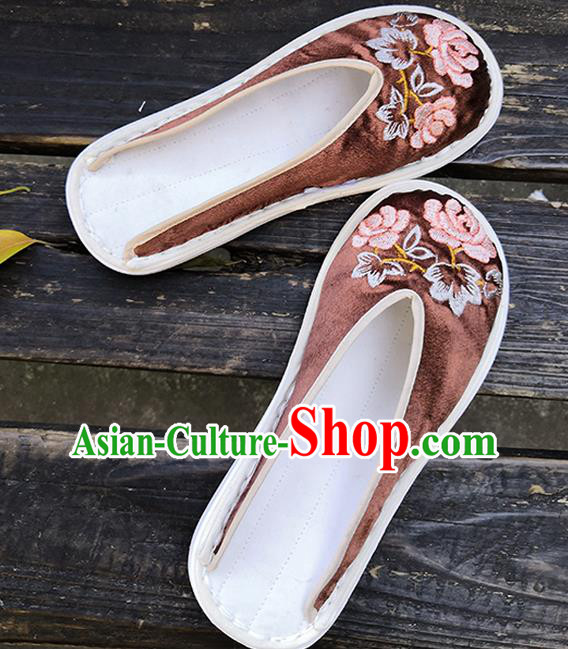 Chinese Handmade Embroidery Shoes Woman Strong Cloth Slippers National Brown Satin Shoes Chinese Handmade Embroidery Shoes Woman Strong Cloth Slippers National Brown Satin Shoes