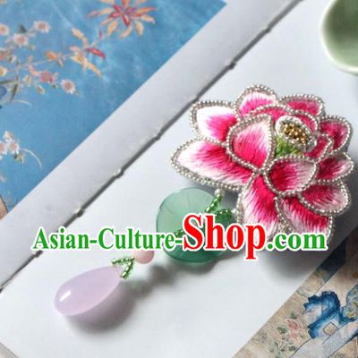 Handmade China Classical Qipao Jade Lotus Leaf Brooch Accessories Embroidered Pink Breastpin