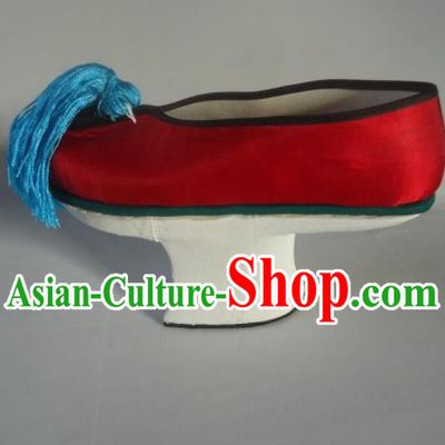 China Qing Dynasty Imperial Consort Shoes Traditional Peking Opera Diva Shoes Peking Opera Actress Red Satin Shoes