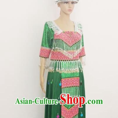 China Hmong Ethnic Dance Green Dress Outfits Traditional Yunnan Minority Bride Garments Miao Nationality Wedding Costume Photography Clothing