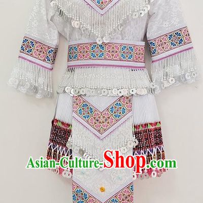 China Ethnic Photography Clothing Traditional Hmong Folk Dance White Dress Outfits Guizhou Minority Woman Garments Miao Nationality Festival Costumes
