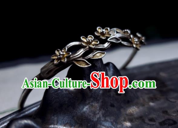 China Traditional Wristlet Accessories Handmade Silver Bangle Jewelry Ancient Minguo Bells Bracelet China Traditional Wristlet Accessories Handmade Silver Bangle Jewelry Ancient Minguo Bells Bracelet