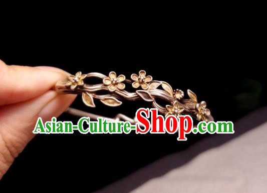 China Traditional Wristlet Accessories Handmade Silver Bangle Jewelry Ancient Minguo Bells Bracelet China Traditional Wristlet Accessories Handmade Silver Bangle Jewelry Ancient Minguo Bells Bracelet