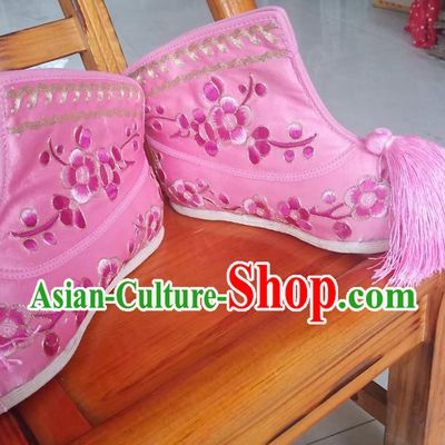 China Ancient Swordswoman Embroidered Pink Boots Kun Opera Actress Shoes Beijing Opera Hua Tan Shoes
