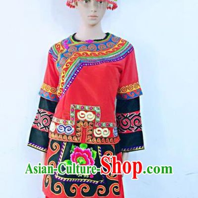 Chinese Pumi Nationality Bride Red Dress Uniforms Yunnan Ethnic Group Folk Dance Garment Costumes Yi Minority Women Wedding Clothing